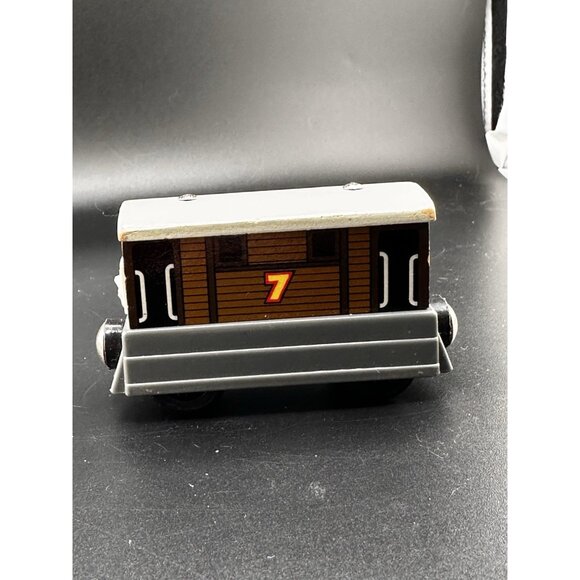 Toby Tram Car Thomas the Train Wooden Railway Tank Engine #7 Friends 2003 Vtg-1 - Picture 5 of 10